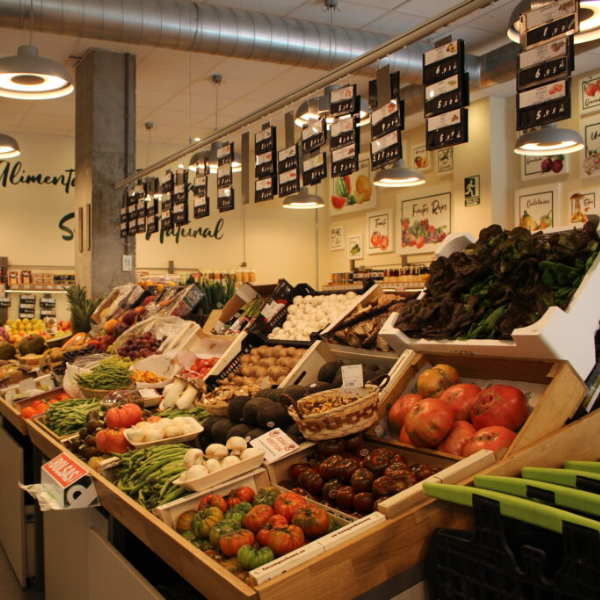 iluminacion-especial-para-fruteria iluminación de frutas y verduras