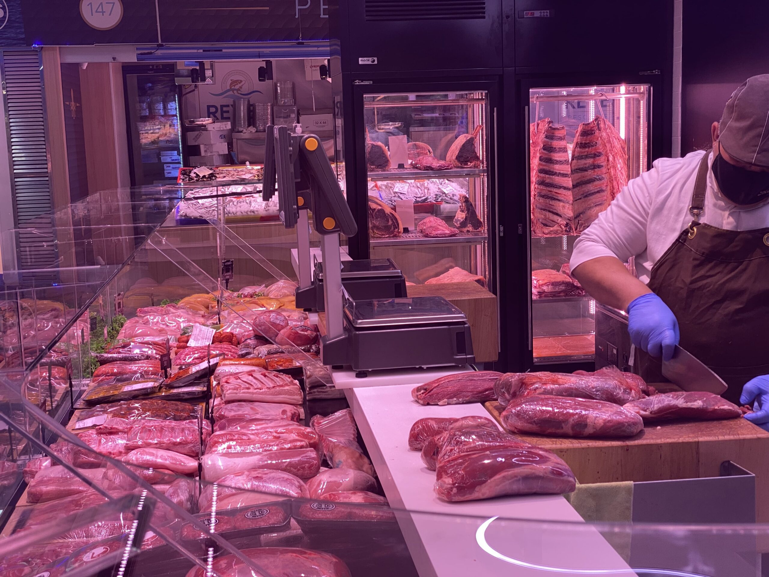 iluminación para camara de carne madurada