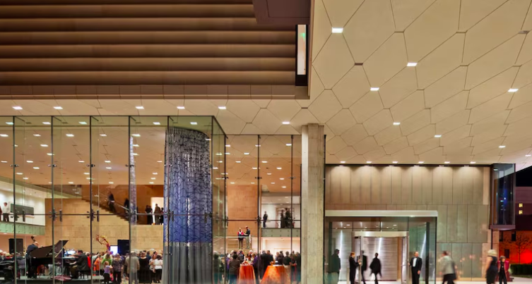 Iluminación de centros comerciales