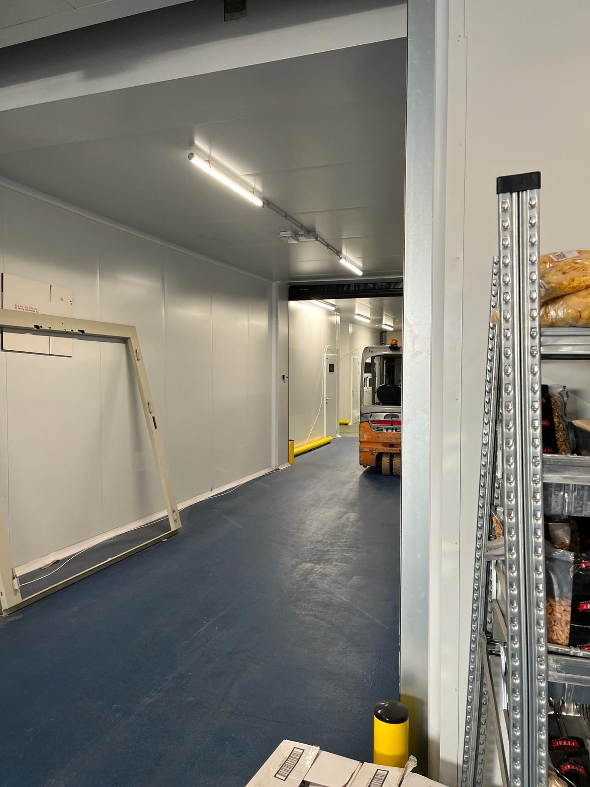 luces led naves industriales