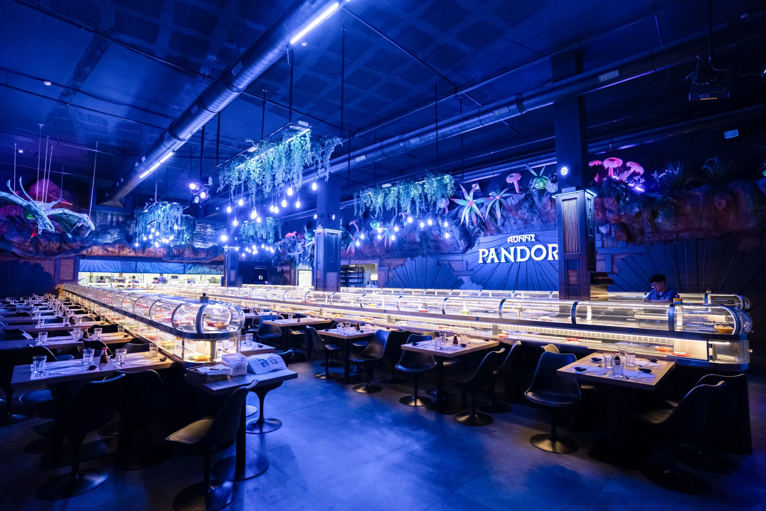 Tendencias Iluminación para Restaurantes 2026-2027: Domótica y Diseño