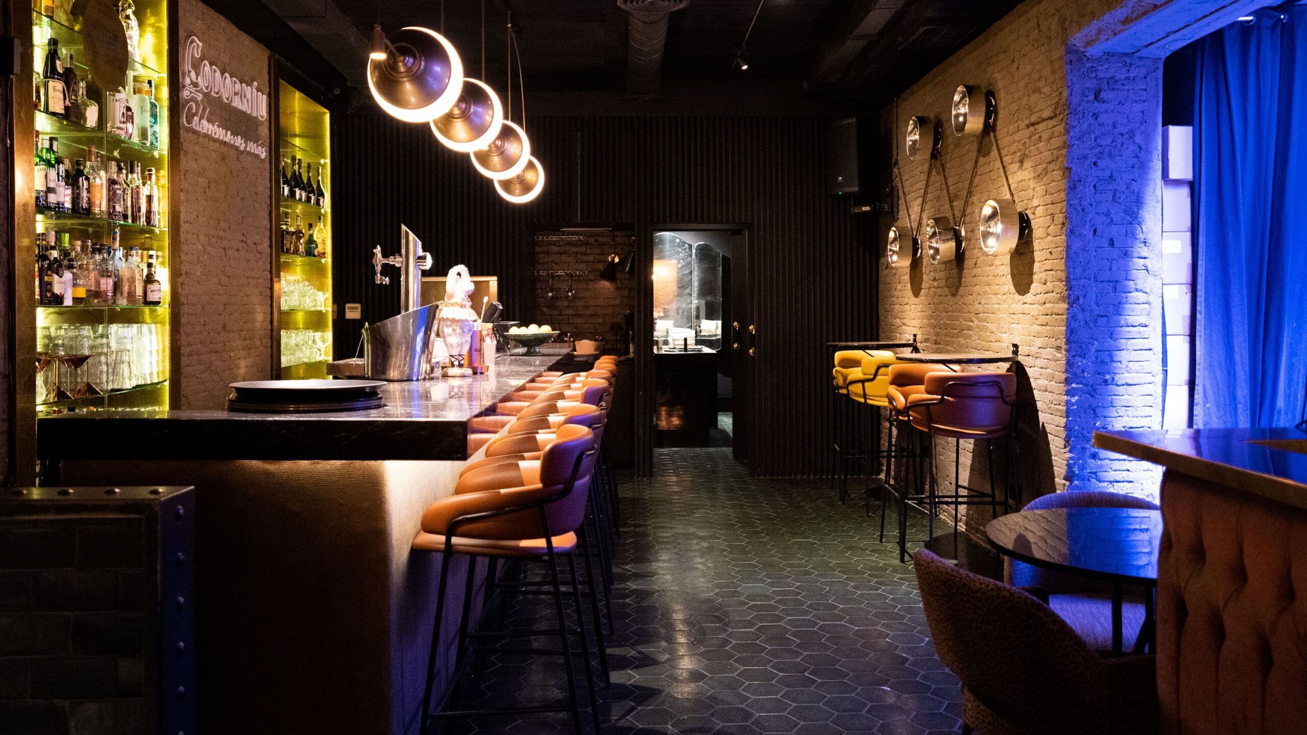 Iluminación para pubs