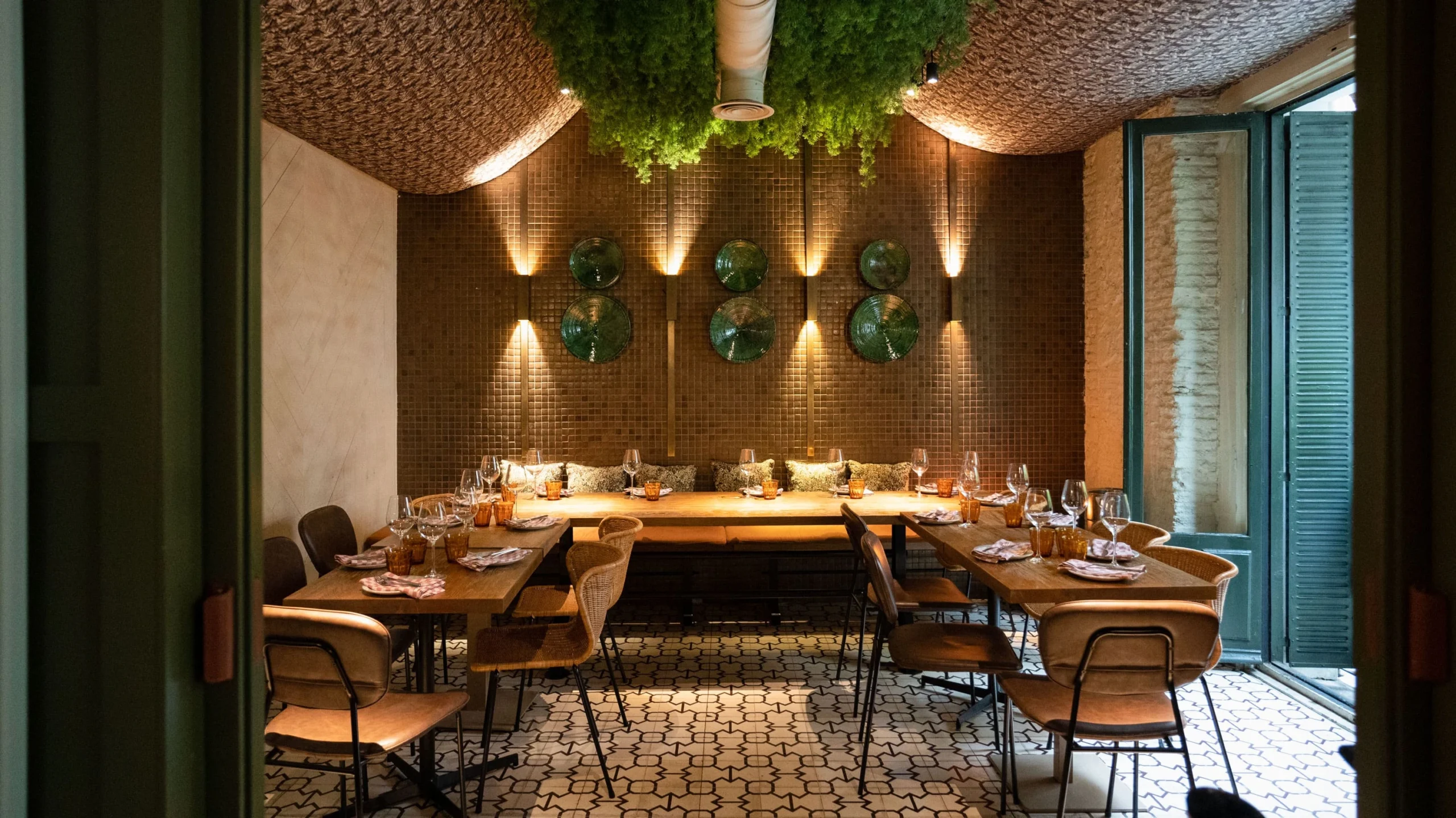 Tendencias Iluminación para Restaurantes 2026-2027: Domótica y Diseño