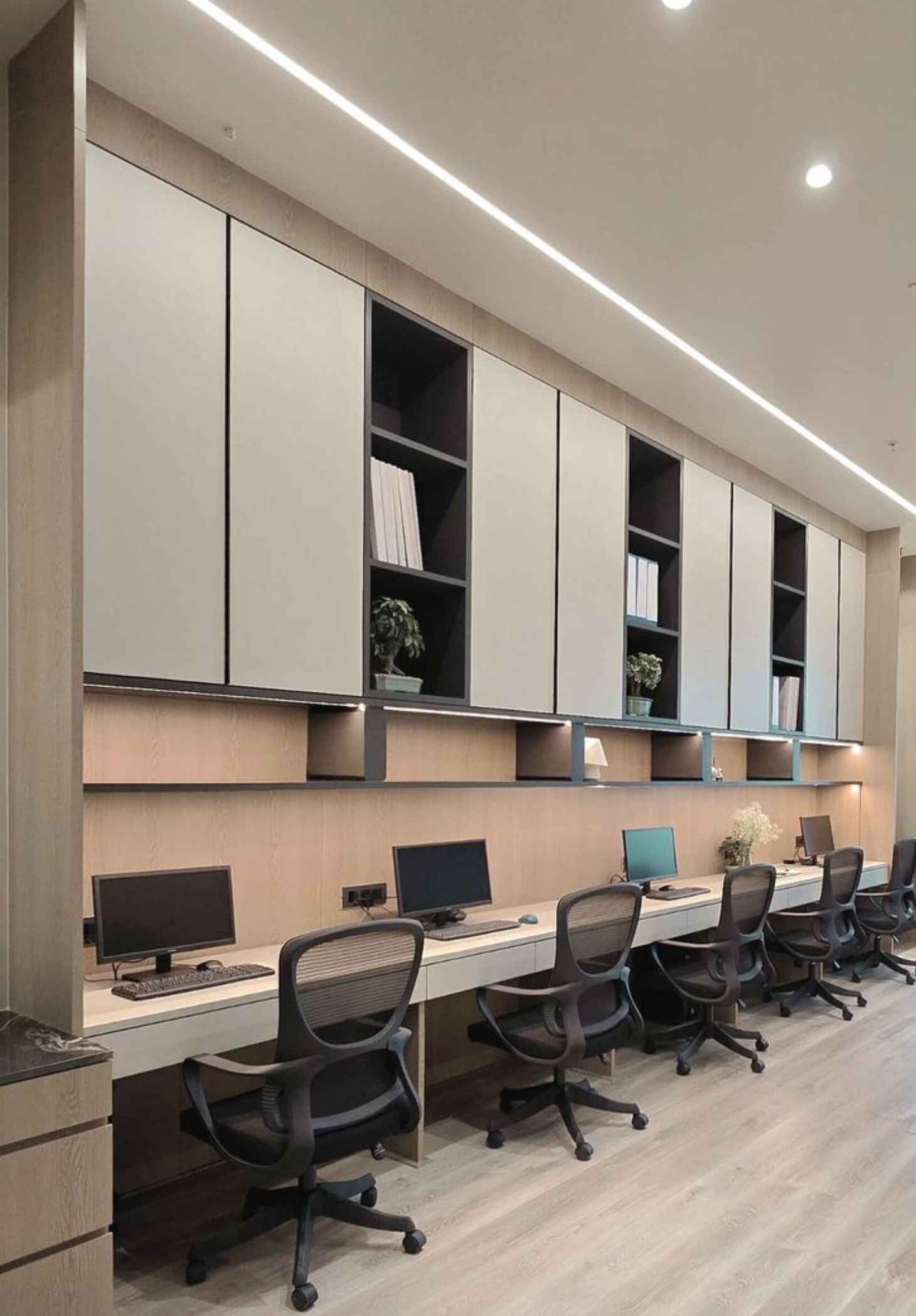 Iluminación oficinas puestos de trabajo 11zon