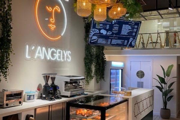 iluminacion-diseno-heladeria iluminacion-diseno-heladeria